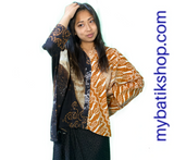 Oversized Batik Top Regular Length